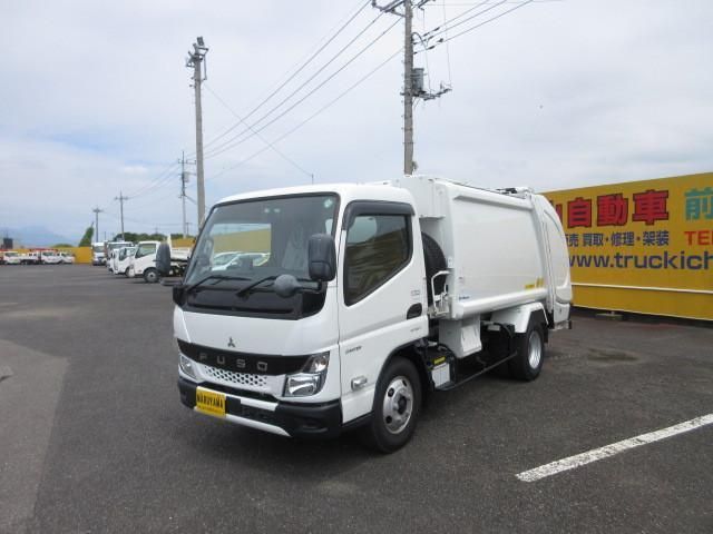 MITSUBISHI CANTER 2023