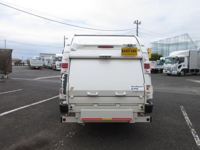 MITSUBISHI CANTER 2023