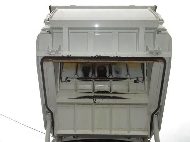 MITSUBISHI CANTER 2023