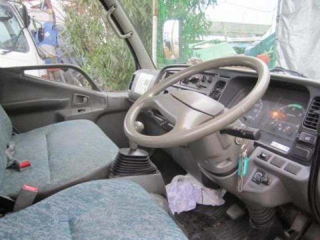MITSUBISHI CANTER 2002