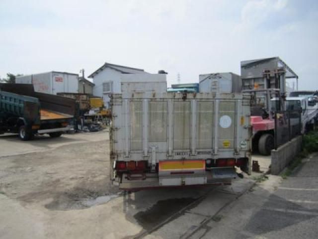 MITSUBISHI FUSOU SUPER GREAT 2004