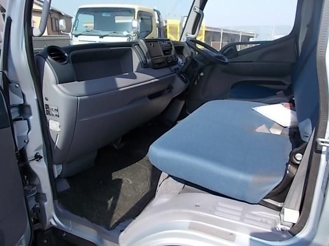 MITSUBISHI CANTER 2011