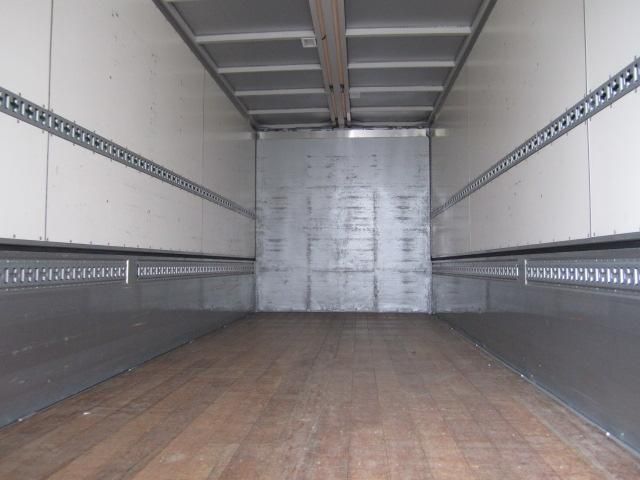 MITSUBISHI FUSOU FIGHTER 2008