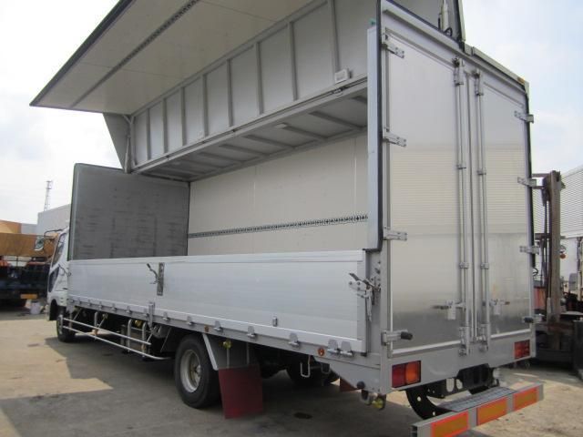 MITSUBISHI FUSOU FIGHTER 2008