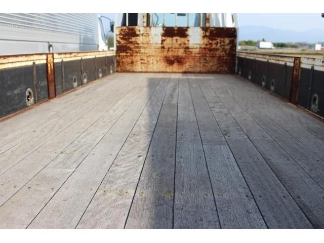 MITSUBISHI FUSOU FIGHTER 2006