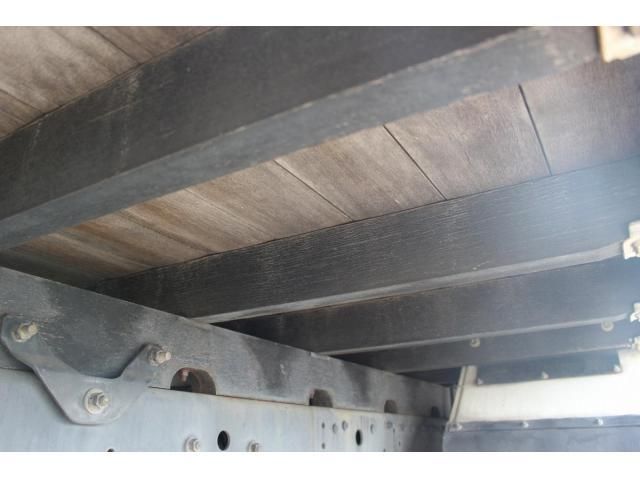 MITSUBISHI FUSOU FIGHTER 2006