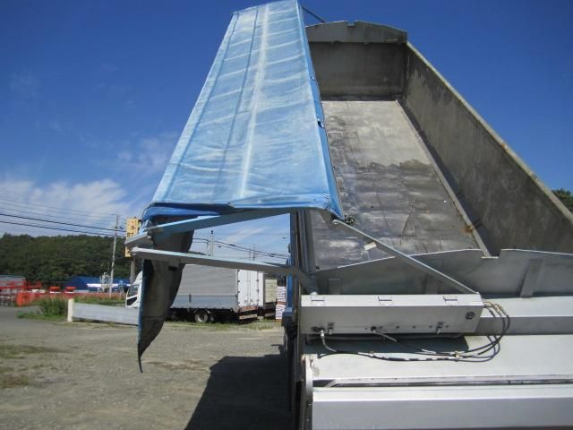 MITSUBISHI FUSOU SUPER GREAT 2000