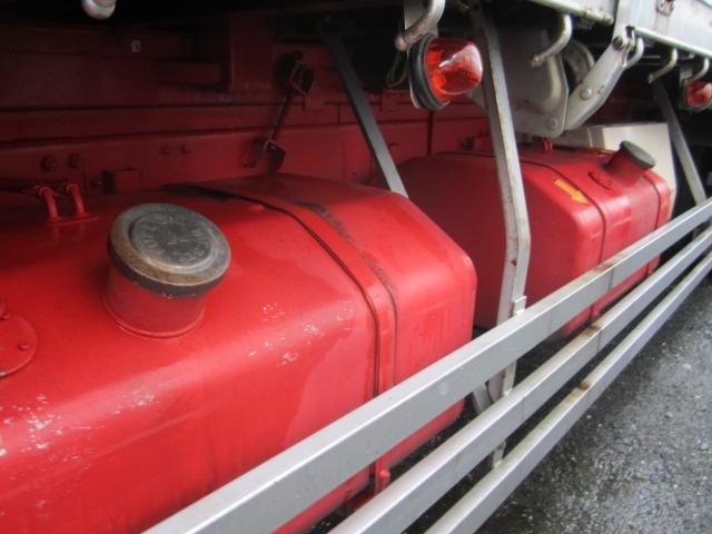 MITSUBISHI FUSOU SUPER GREAT 2003