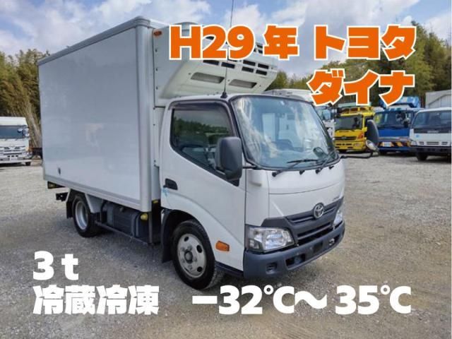 TOYOTA DYNA 2017