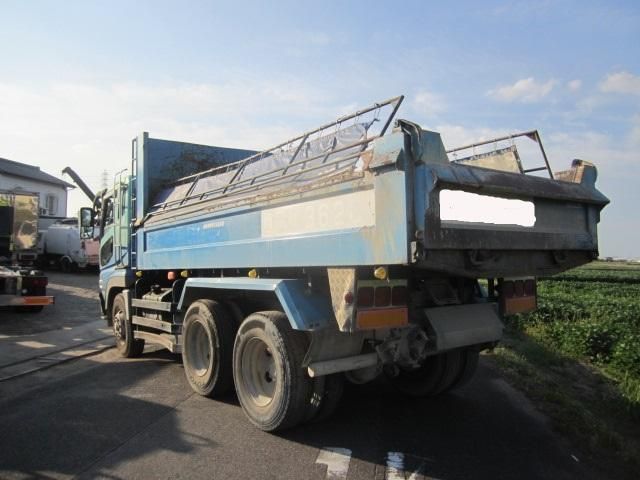 MITSUBISHI FUSOU SUPER GREAT 2004