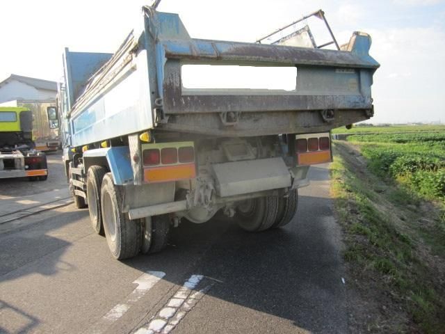 MITSUBISHI FUSOU SUPER GREAT 2004