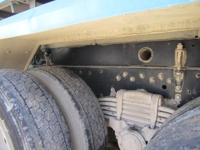 MITSUBISHI FUSOU SUPER GREAT 2004