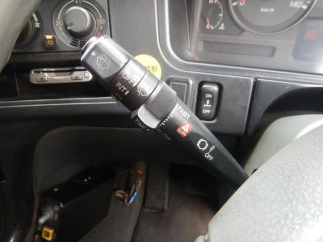 MITSUBISHI FUSOU SUPER GREAT 2008