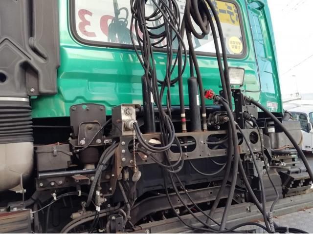 NISSAN DIESEL Quon 2016