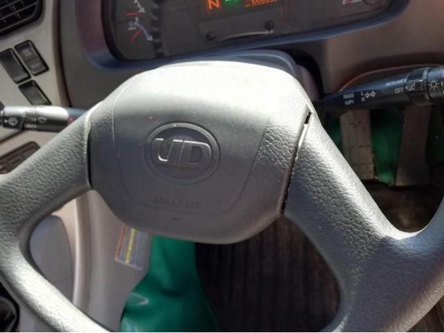 NISSAN DIESEL Quon 2016