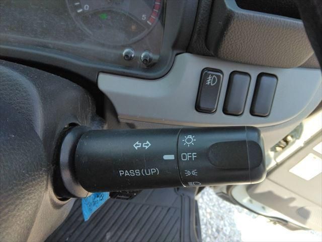 MITSUBISHI CANTER 2017