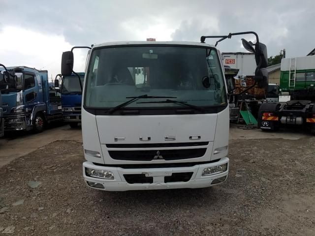 MITSUBISHI FUSOU FIGHTER 2009