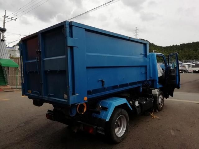 MITSUBISHI CANTER 2012