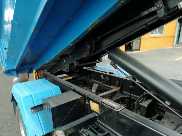 MITSUBISHI CANTER 2012