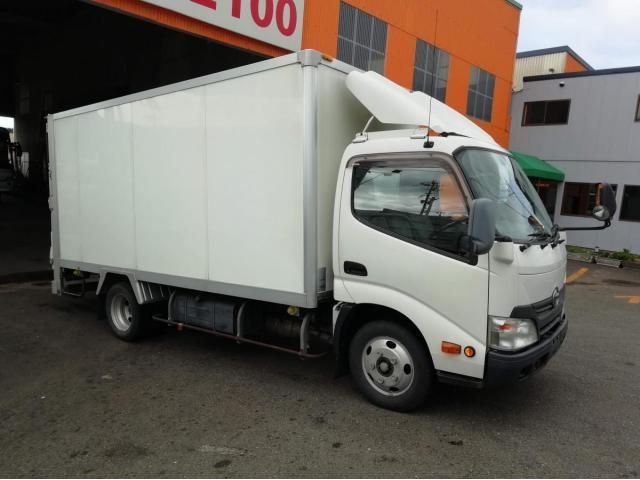 TOYOTA DYNA 2014