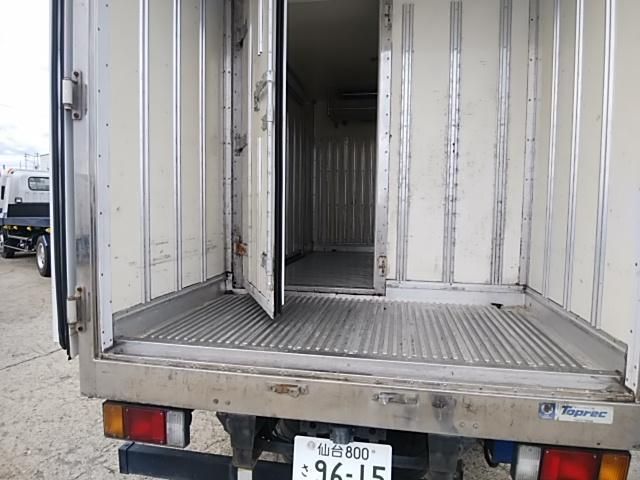 ISUZU ELF 2008
