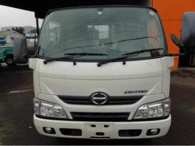 HINO DUTRO 2015