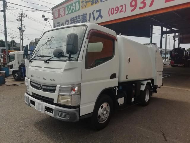MITSUBISHI CANTER 2013
