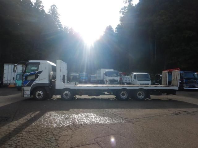 MITSUBISHI FUSOU SUPER GREAT 2015