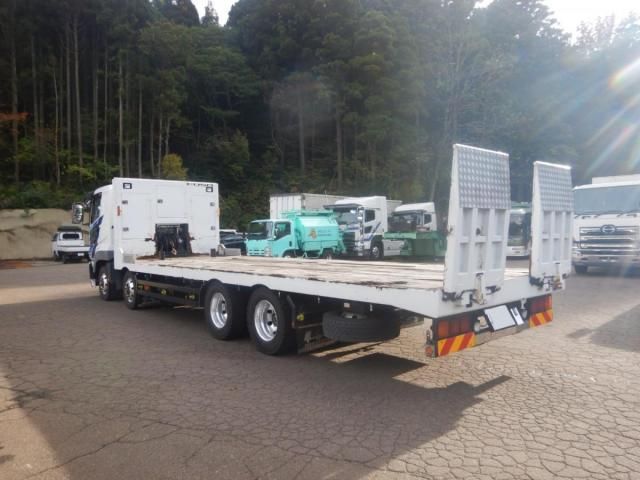 MITSUBISHI FUSOU SUPER GREAT 2015