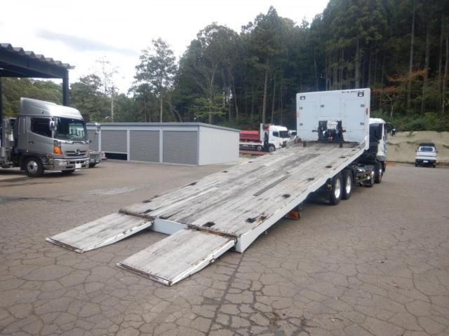 MITSUBISHI FUSOU SUPER GREAT 2015