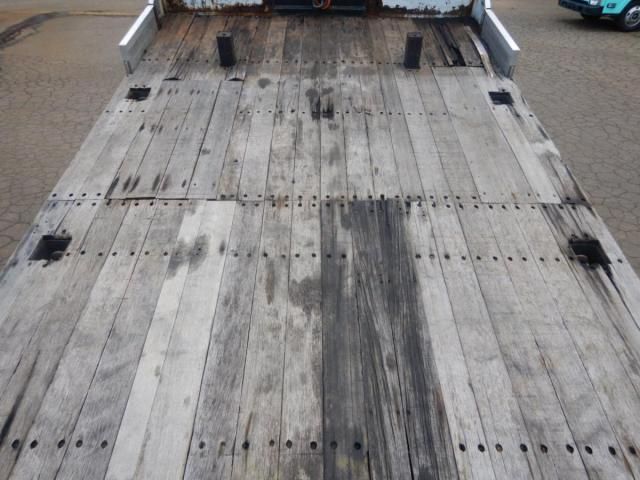 MITSUBISHI FUSOU SUPER GREAT 2015