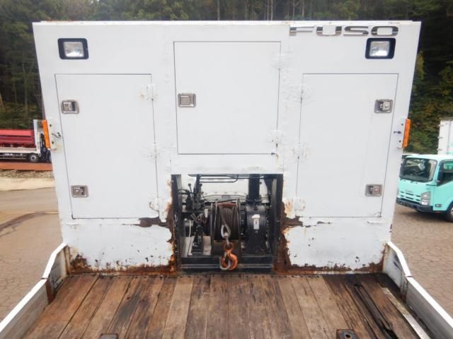 MITSUBISHI FUSOU SUPER GREAT 2015