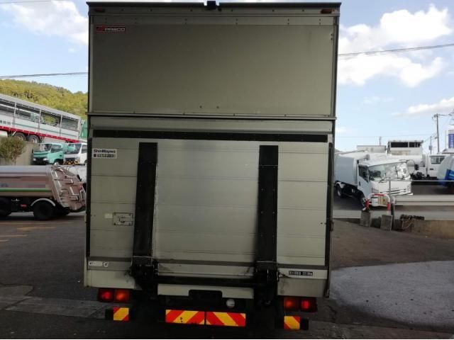 MITSUBISHI FUSOU FIGHTER 2015