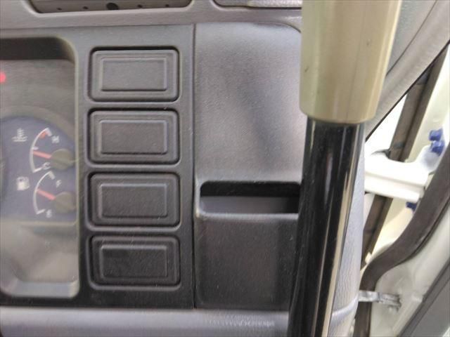 MITSUBISHI CANTER 2006