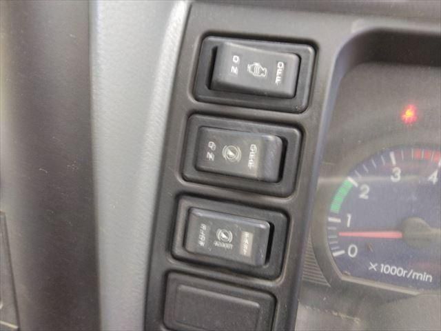 MITSUBISHI CANTER 2006