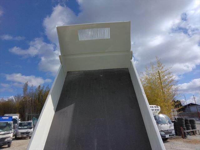 MITSUBISHI CANTER 2006