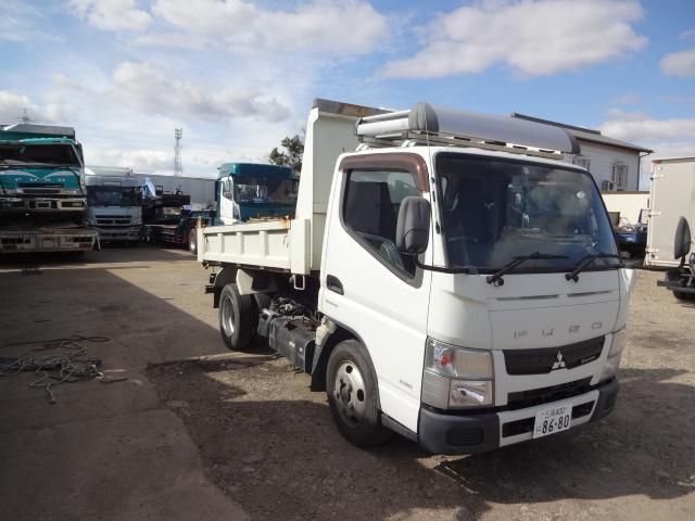 MITSUBISHI CANTER 2012