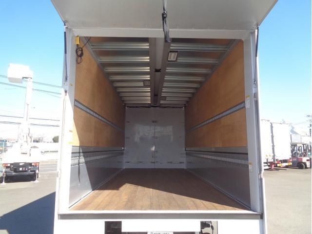 MITSUBISHI FUSOU FIGHTER 2019