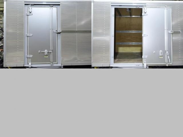 MITSUBISHI CANTER 2019