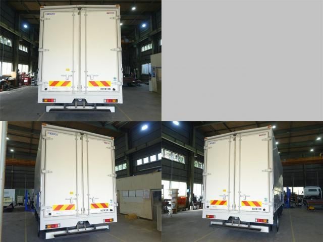 MITSUBISHI CANTER 2013