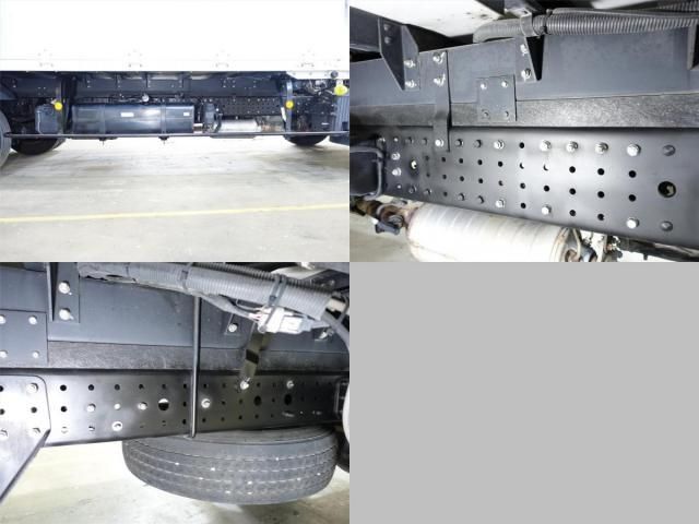 MITSUBISHI CANTER 2013