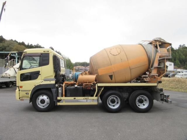 NISSAN DIESEL Quon 2006
