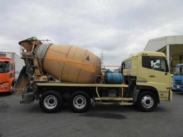 NISSAN DIESEL Quon 2006