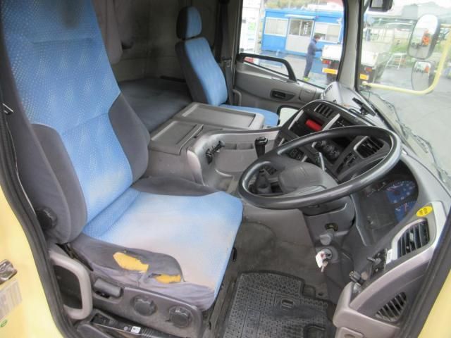 NISSAN DIESEL Quon 2006