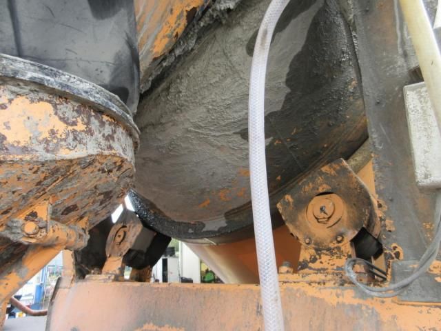 NISSAN DIESEL Quon 2006