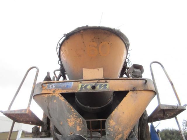 NISSAN DIESEL Quon 2006