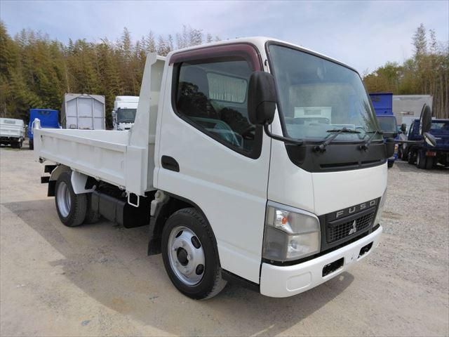 MITSUBISHI CANTER 2010