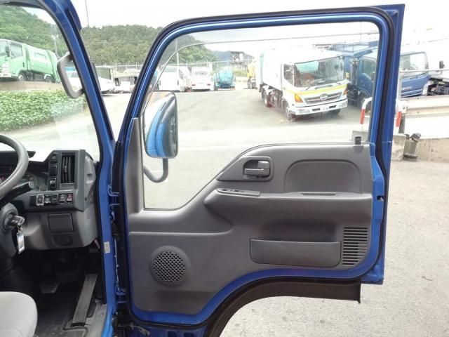 ISUZU ELF 2015