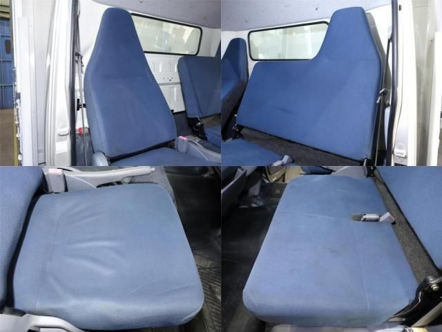 MITSUBISHI CANTER 2011