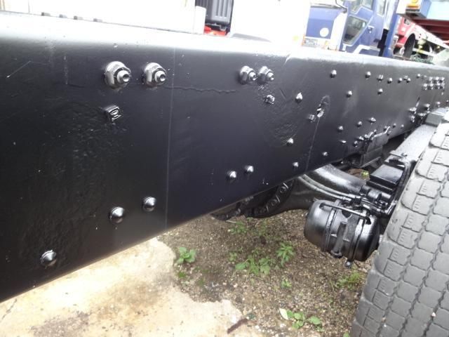 MITSUBISHI FUSOU SUPER GREAT 2012